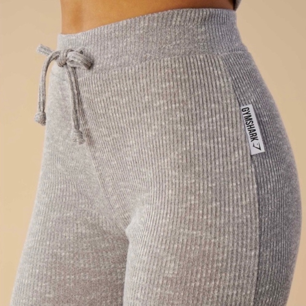 Gymshark Lounge Set - Picture 2 of 9